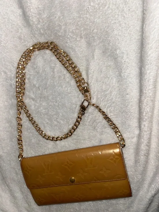 Louis Vuitton Vernis Sarah Wallet Golden Bronze COA INCLUDED. - Picture 2 of 5